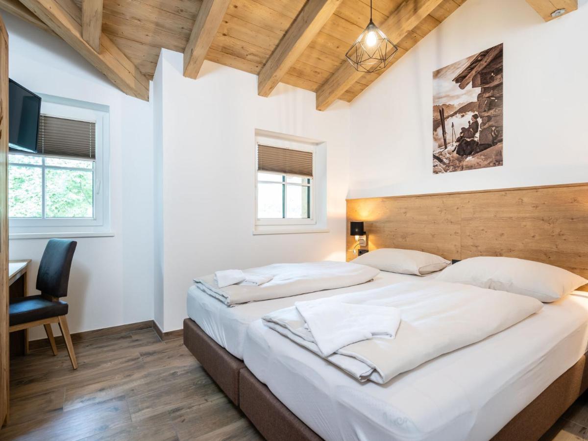 Chalet In Muehlbach Am Hochkoenig With Sauna Eksteriør billede